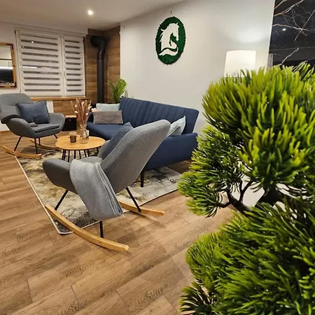 Czarny Kon I Bialy Kon Black Horse & White Horse Appartement *