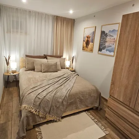 Czarny Kon I Bialy Kon Black Horse & White Horse Appartement *