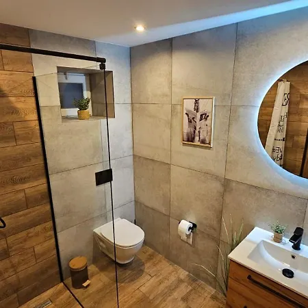Czarny Kon I Bialy Kon Black Horse & White Horse Appartement *