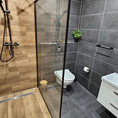 Apartamento Czarny Kon I Bialy Kon Black Horse & White Horse *