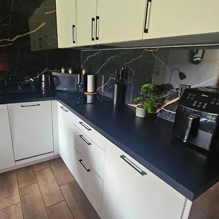 Czarny Kon I Bialy Kon Black Horse & White Horse Appartement