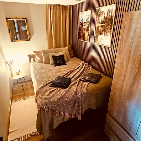 Czarny Kon I Bialy Kon Black Horse & White Horse Appartement Kamienna Gora